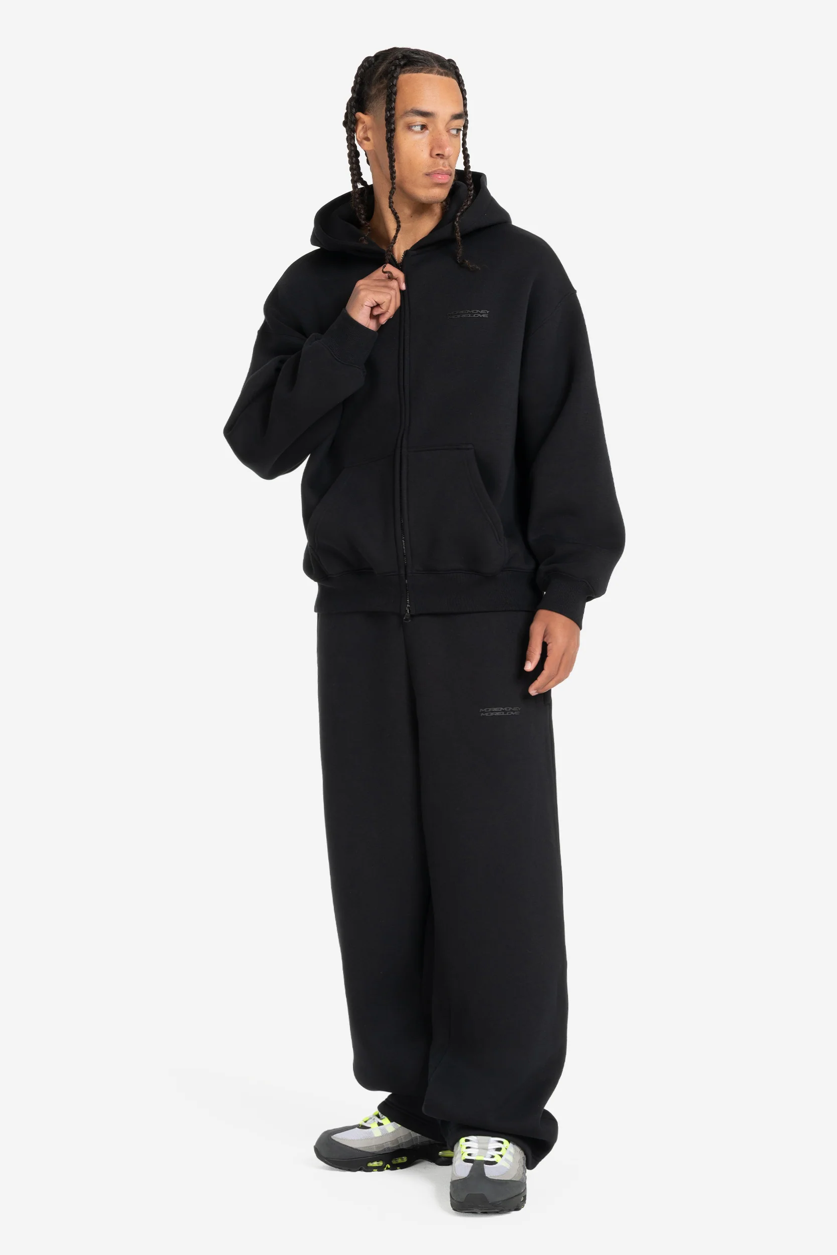 CLOUDS ZIP + JOGGER BLACK - Image 3
