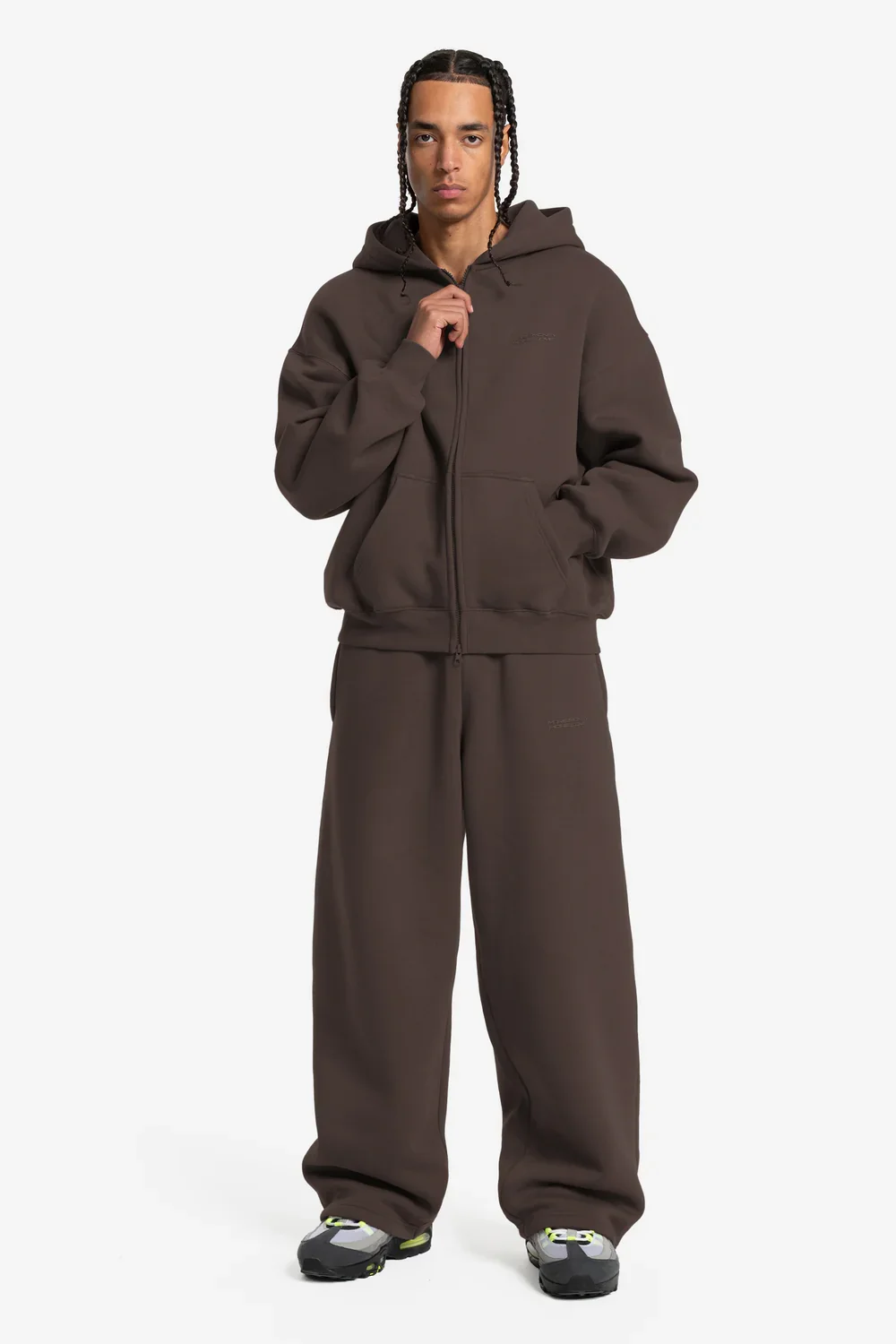 CLOUDS ZIP + JOGGER BROWN - Image 2