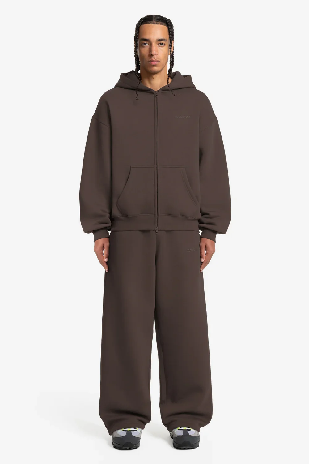 CLOUDS ZIP + JOGGER BROWN - Image 3