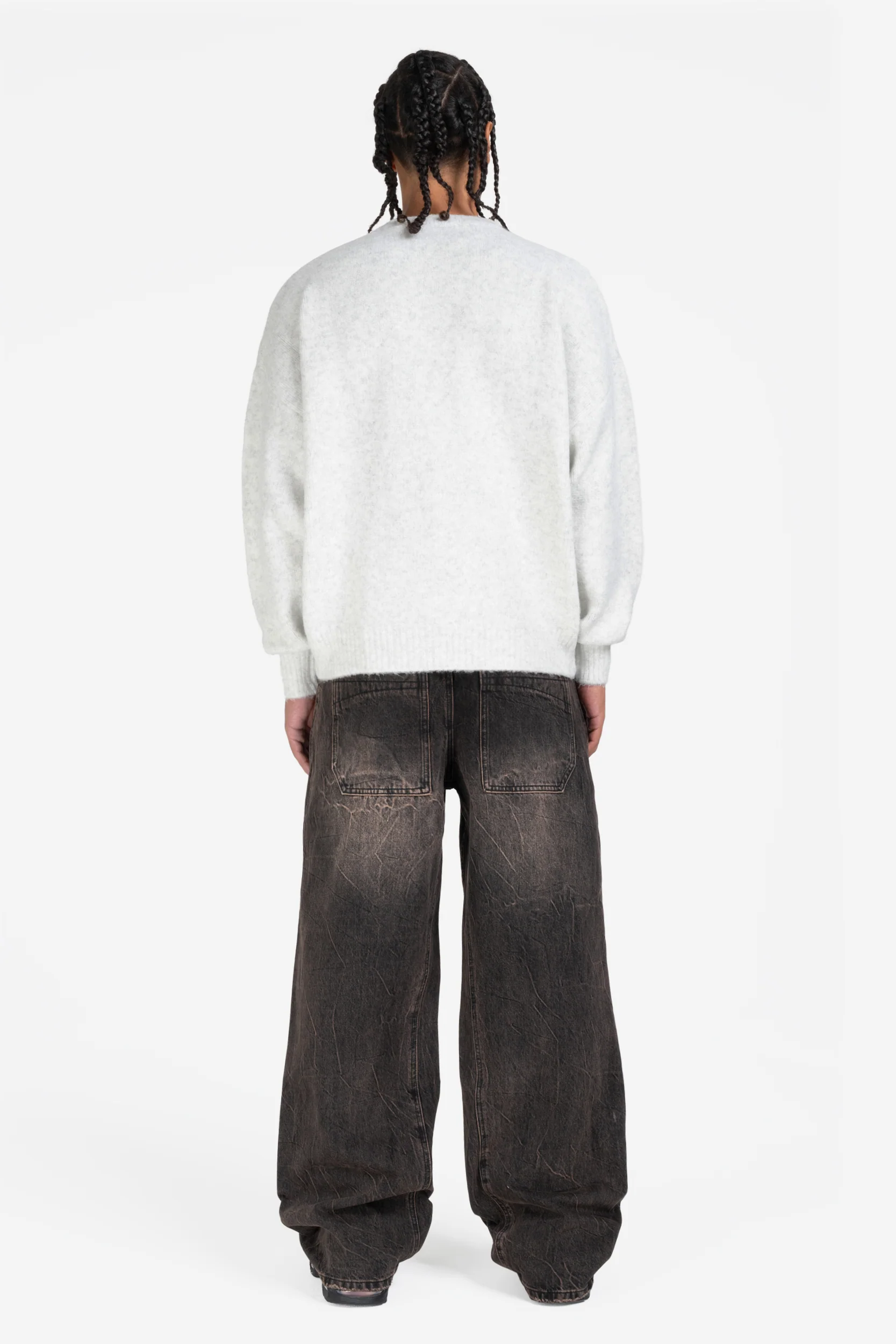 DA BIG M KNIT SWEATER GREY + RIPPED DISTINCTIVE BAGGY DENIM BLACK - Image 4