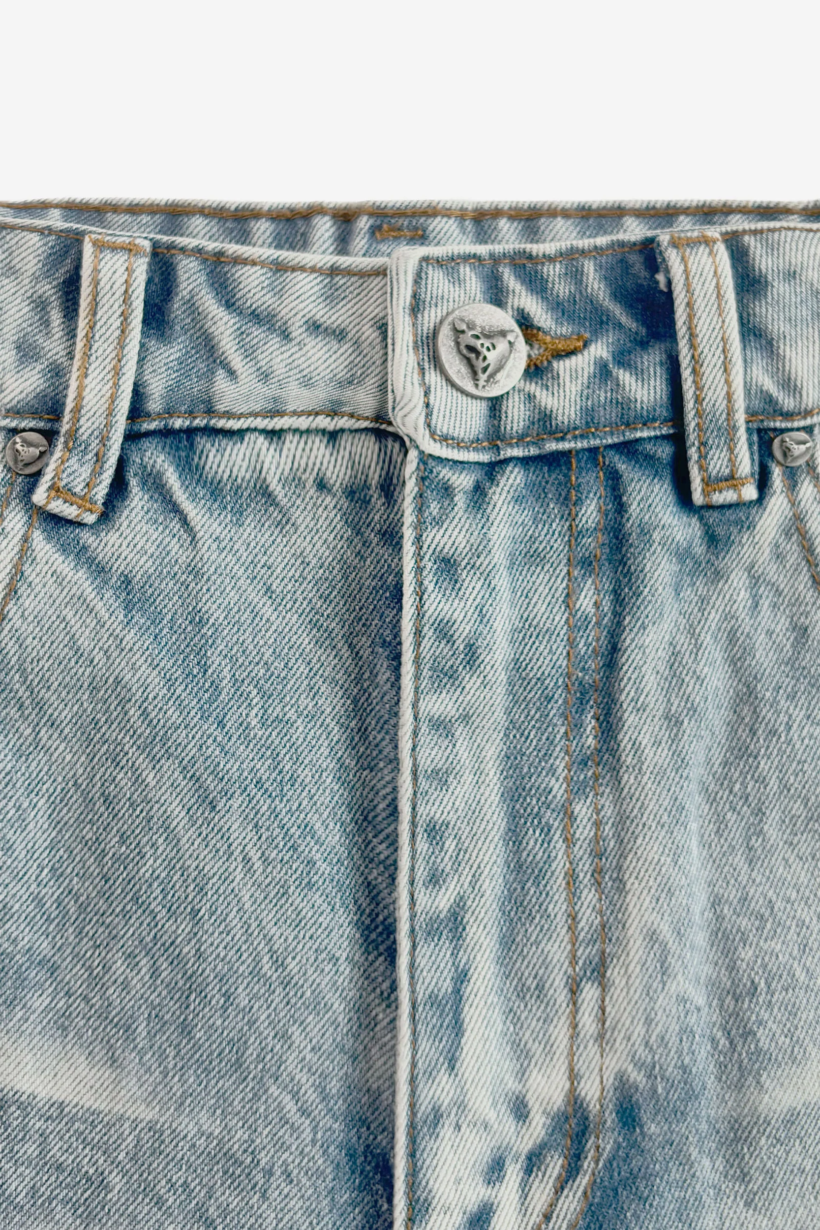 DISTINCTIVE DENIM WASHED BLUE - Image 6