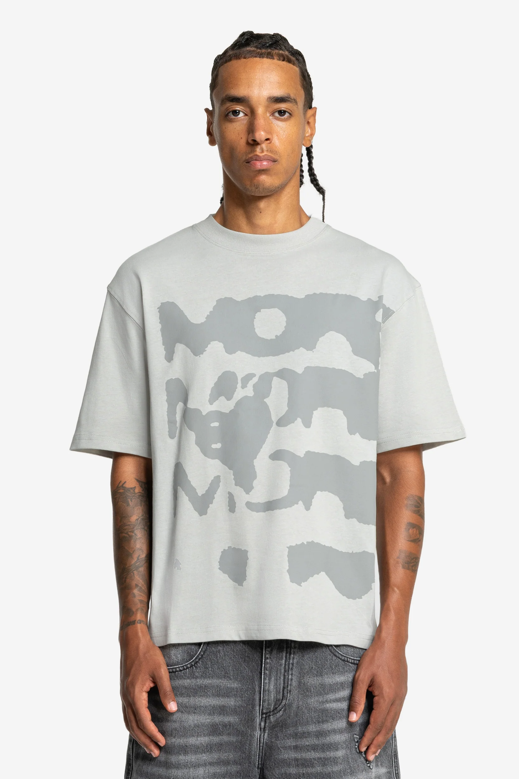 RADIANT CASH TEE LIGHT GREY - Image 2