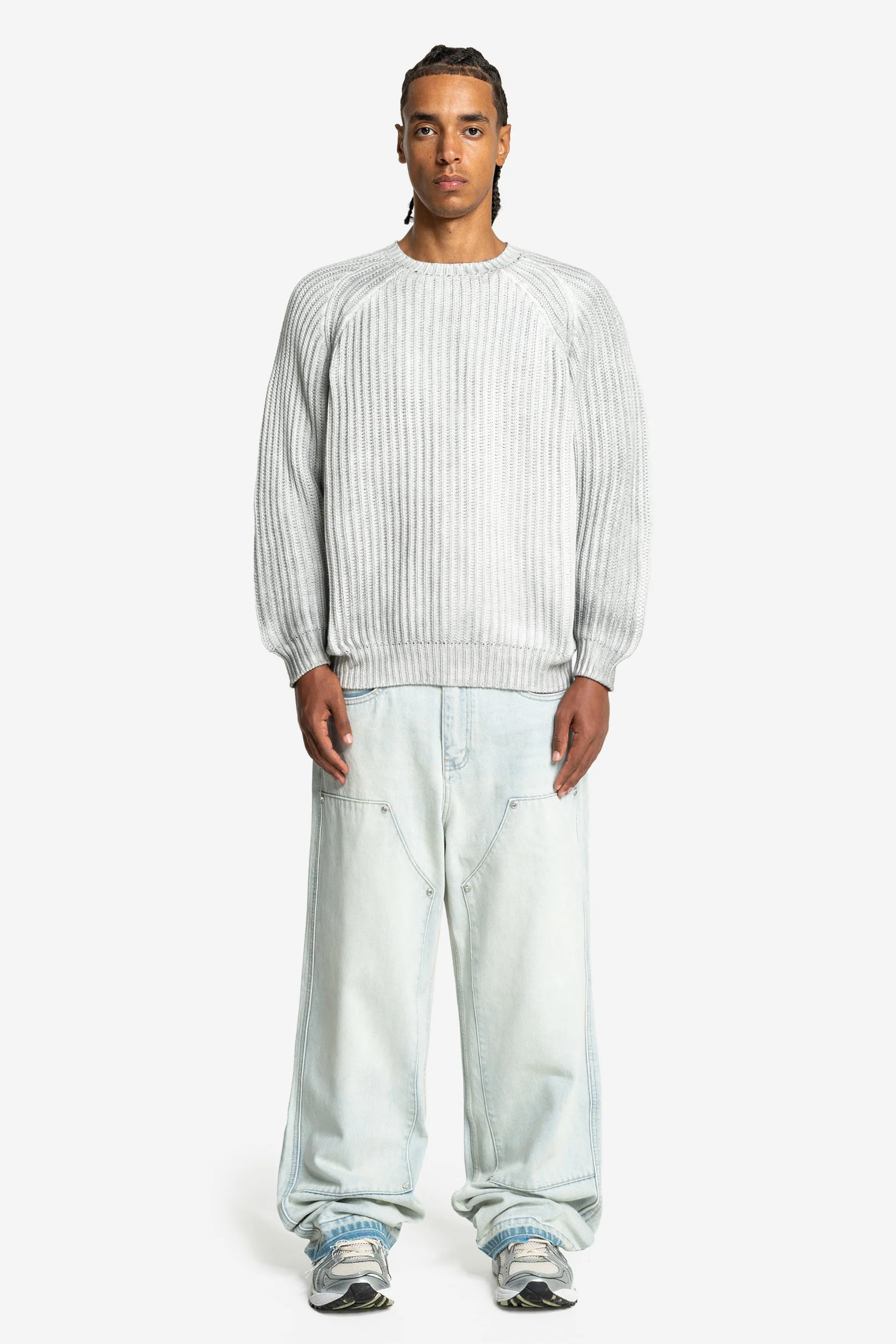 WASHED KNIT SWEATER LIGHT GREY + RHINESTONE CARPENTER DENIM BLUE - Image 2